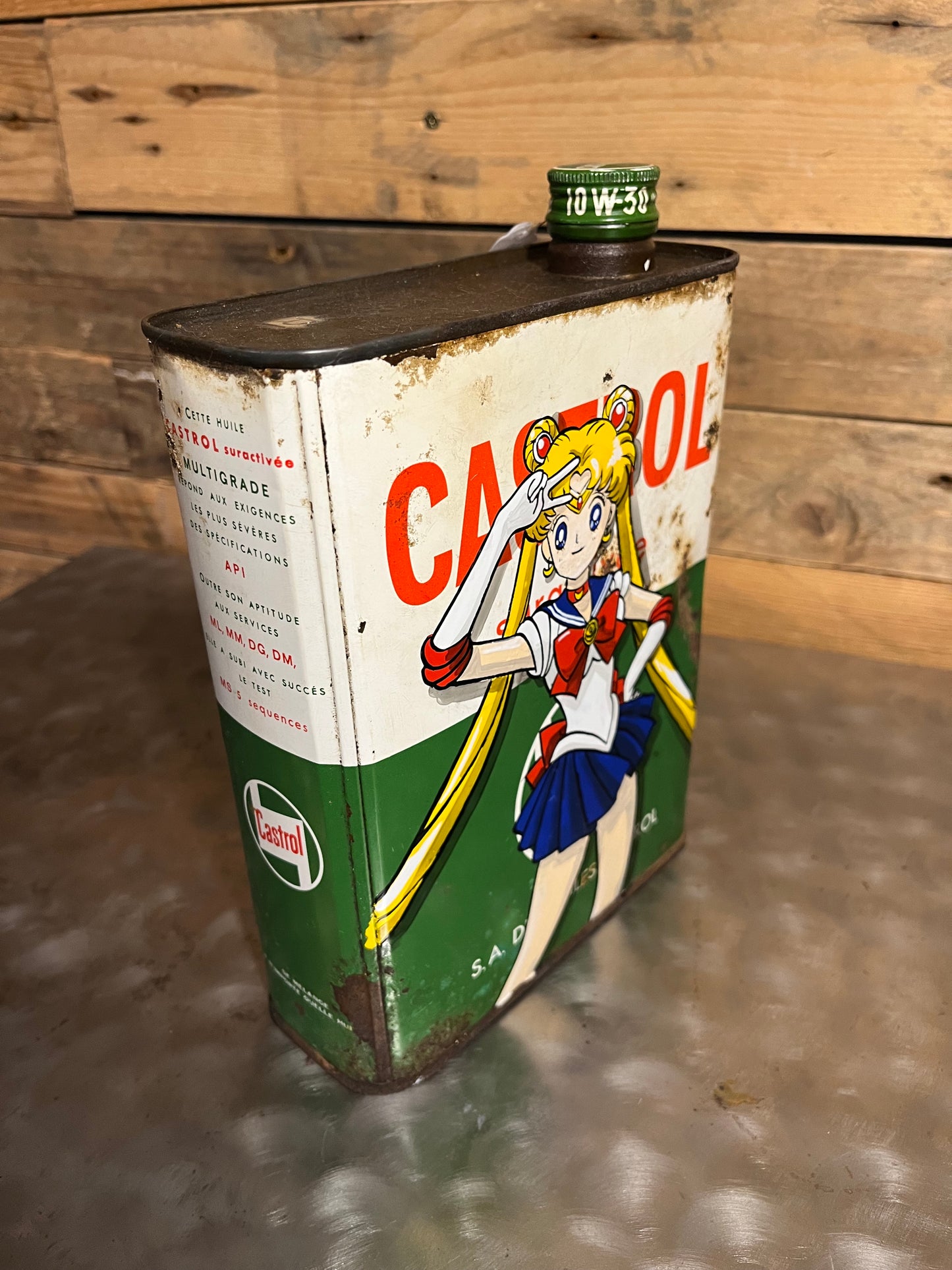 bidon d'huile Sailor Moon