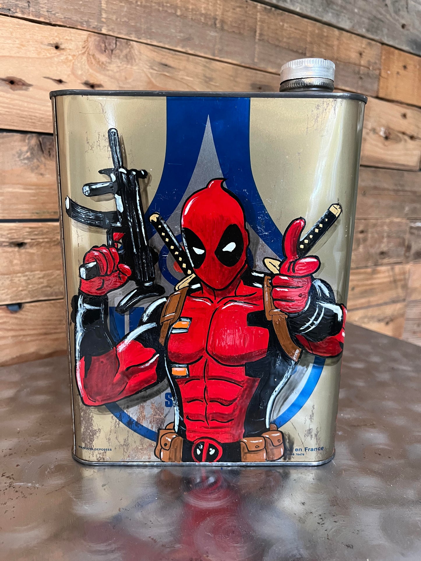 bidon d'huile Deadpool